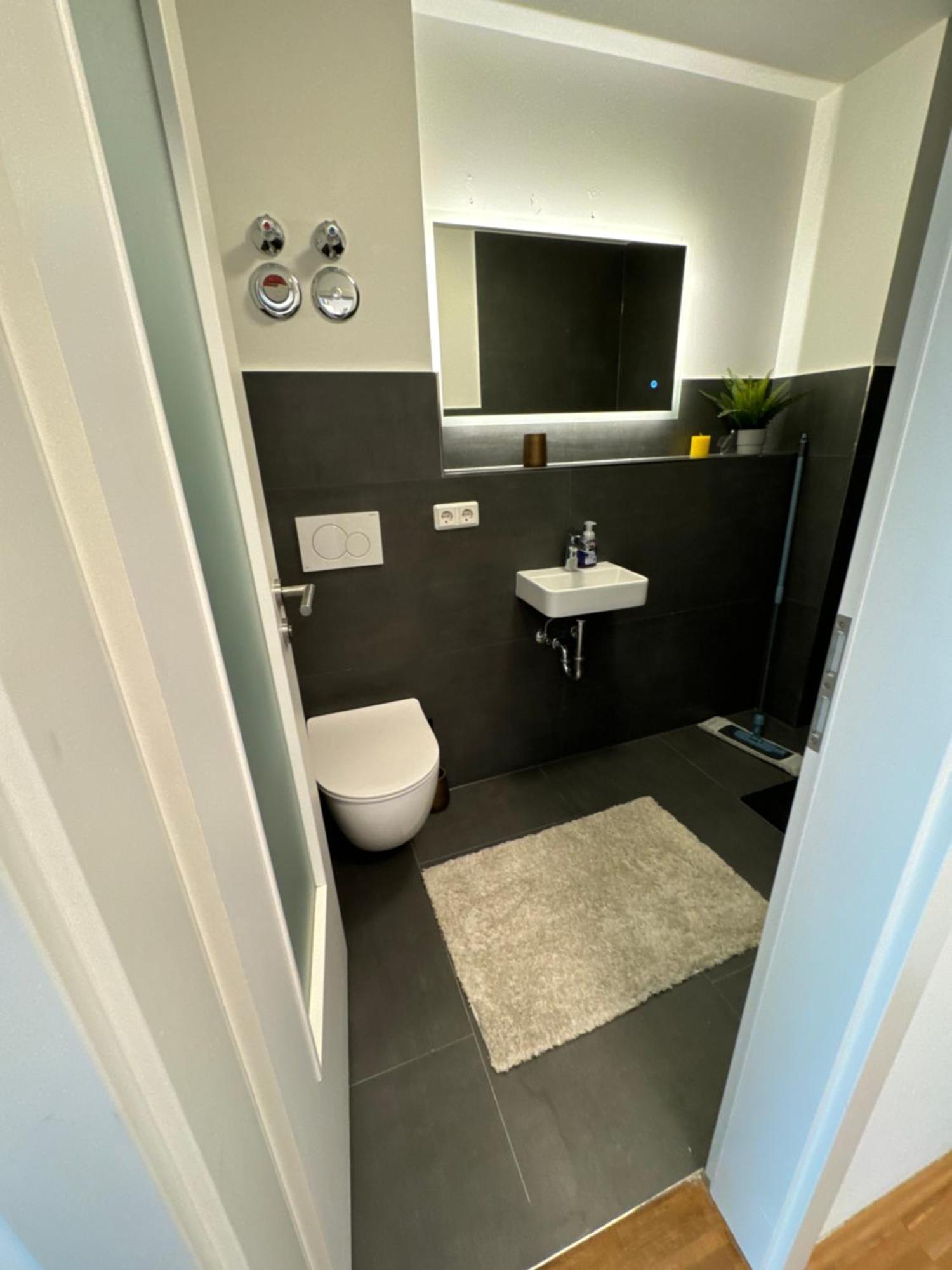Moderne Ferienwohnung Mit Terrasse Вюрцбург Экстерьер фото
