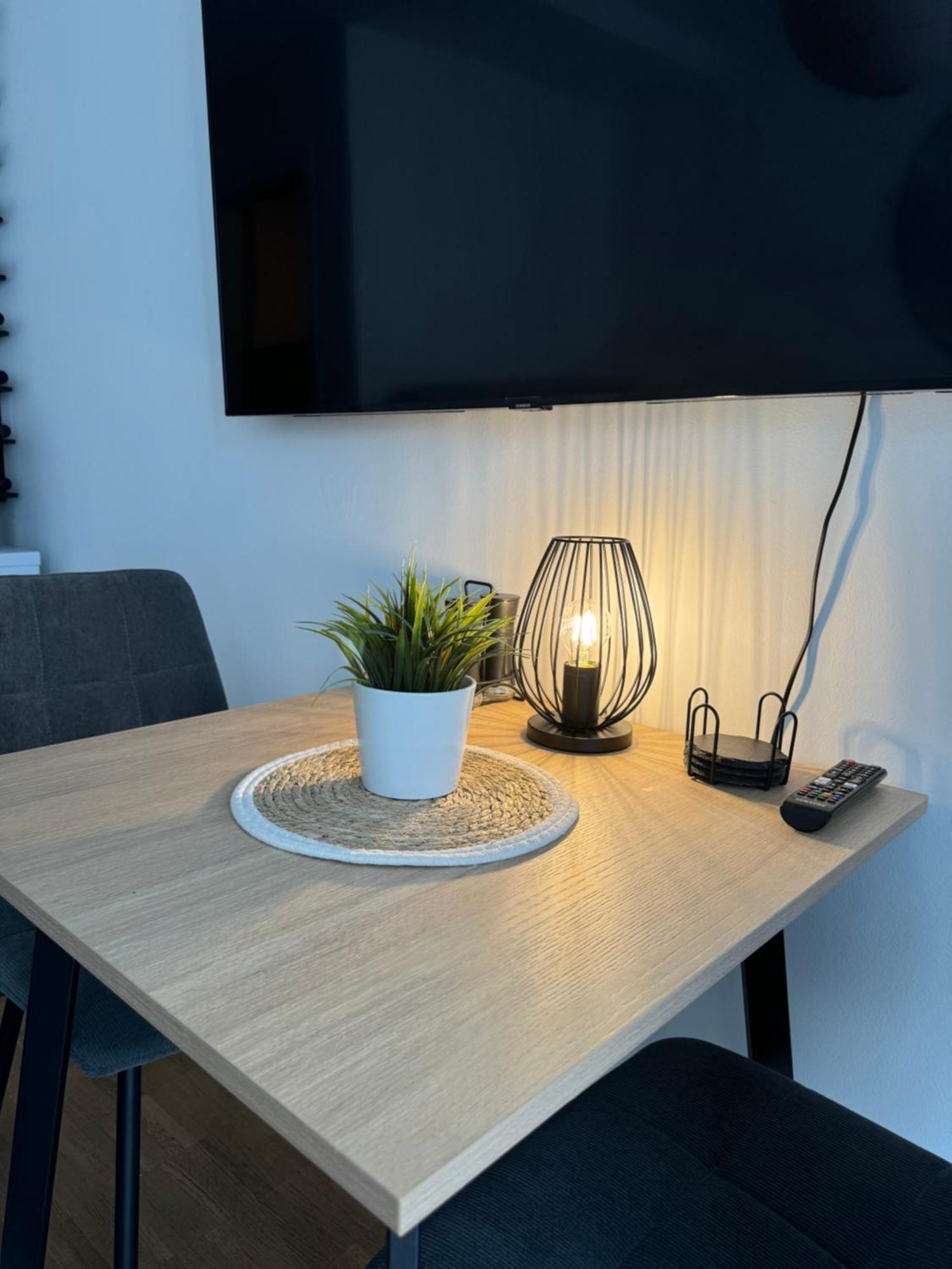 Moderne Ferienwohnung Mit Terrasse Вюрцбург Экстерьер фото